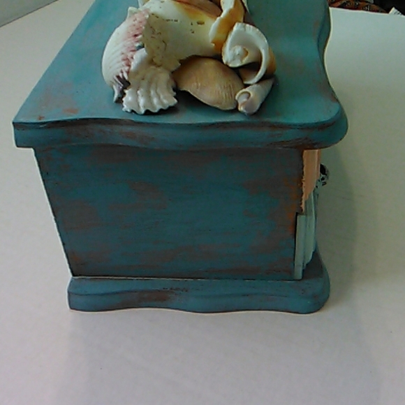 Hand made wooden shell box - Picture 8 of 8